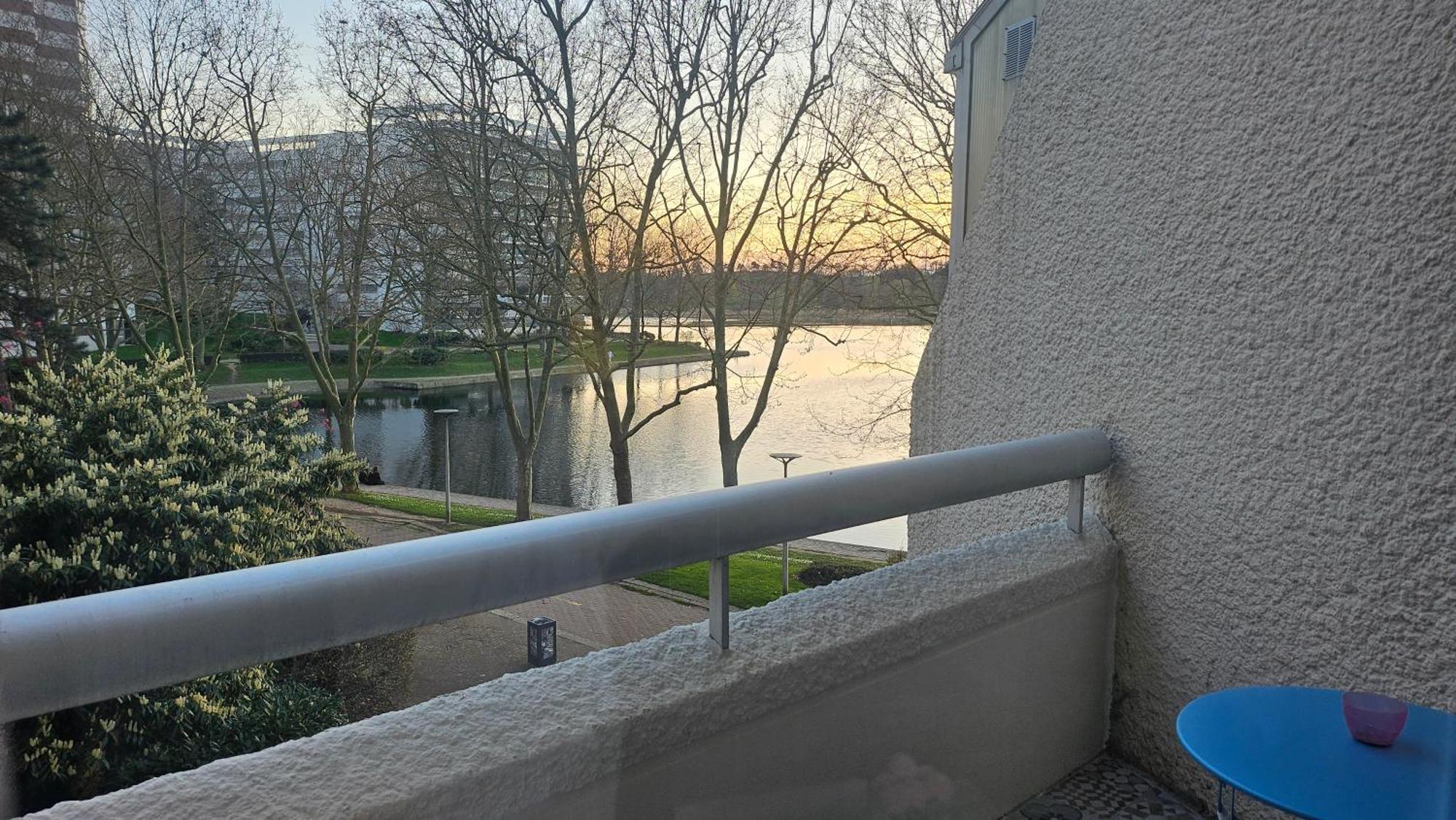 Chambres D'Hotes "The Lake House" - 20 Min To Paris By Metro Creteil Ngoại thất bức ảnh